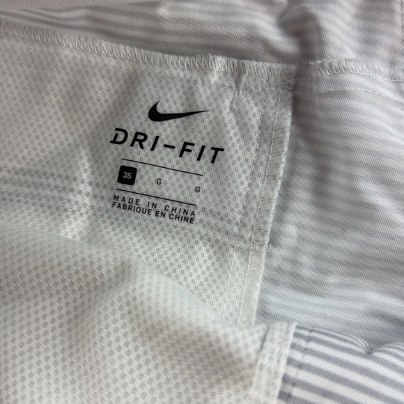 Nike Shorts Golf Slim Fit White & Gray Men's Size 35 - Picture 2 of 8